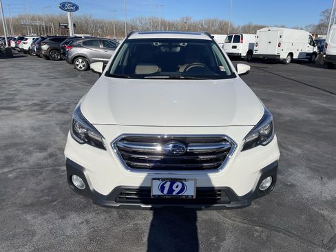 Used 2019 Subaru Outback 2.5i Touring w/ Popular Package #3A image 12