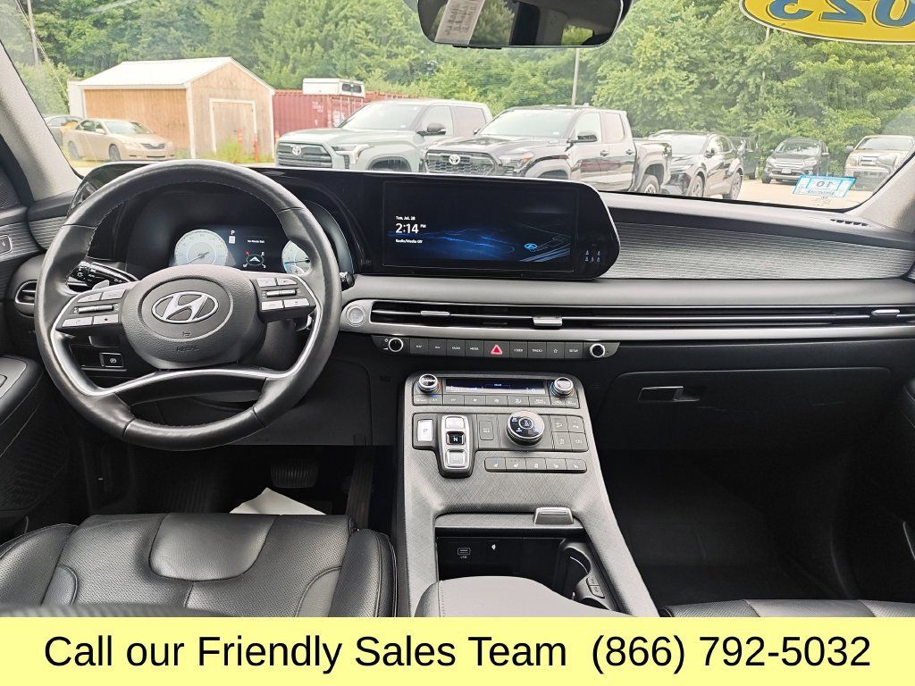 Used 2023 Hyundai Palisade Limited w/ Cargo Package AWD/4WD image 14