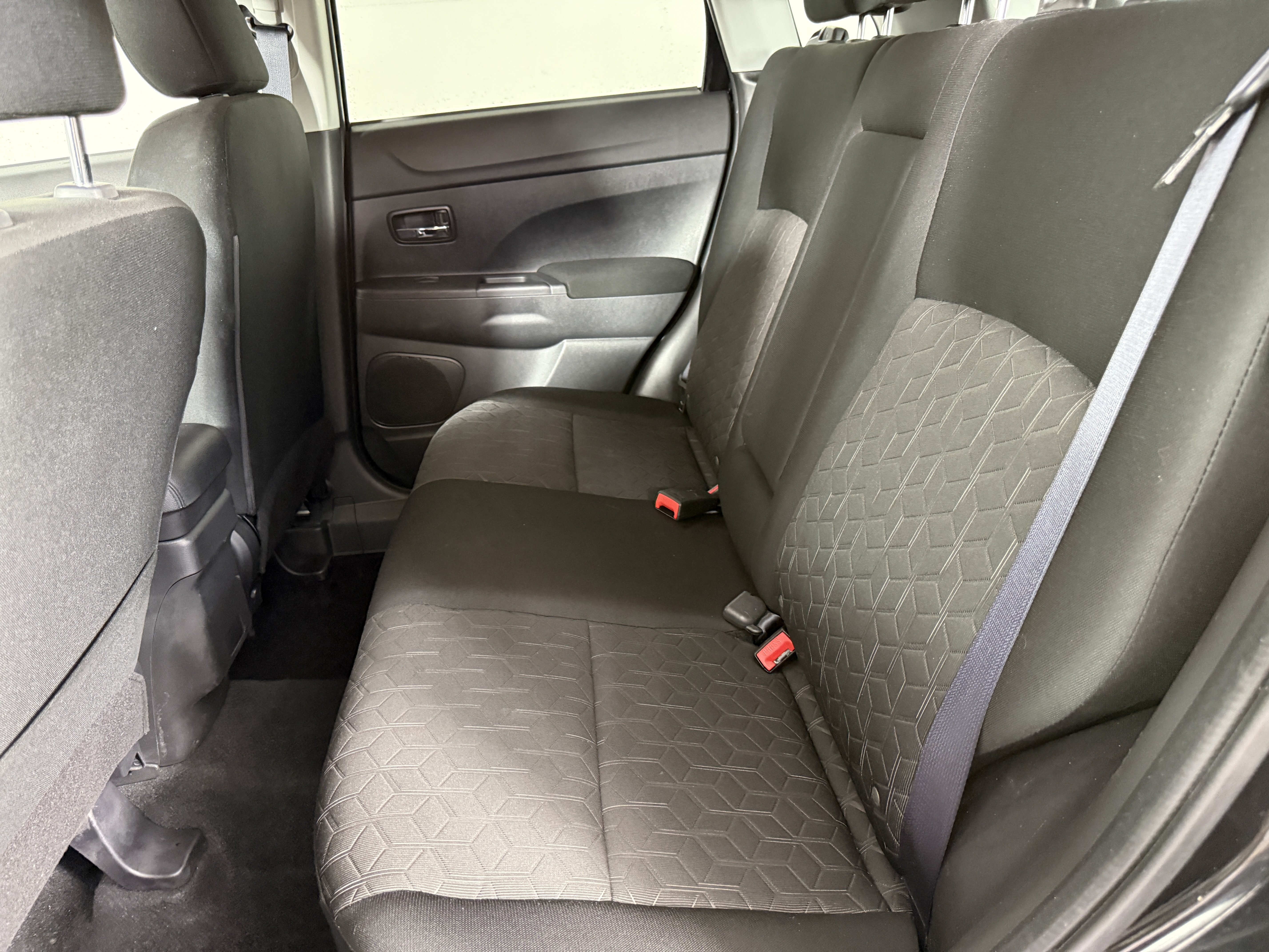 Used 2022 Mitsubishi Outlander Sport LE AWD/4WD image 12