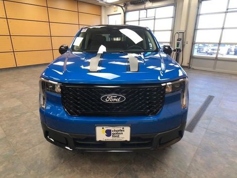 New 2026 Ford Maverick Lariat w/ Black Appearance Package image 2