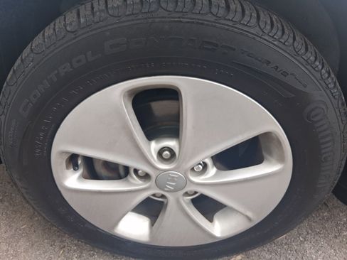 Used 2015 Kia Soul FWD image 11