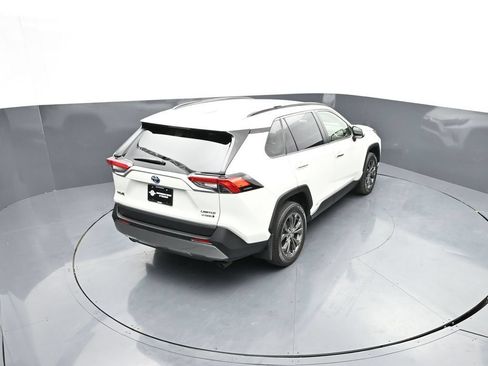 Used 2022 Toyota RAV4 Limited w/ Limited Grade Weather Package AWD/4WD image 9