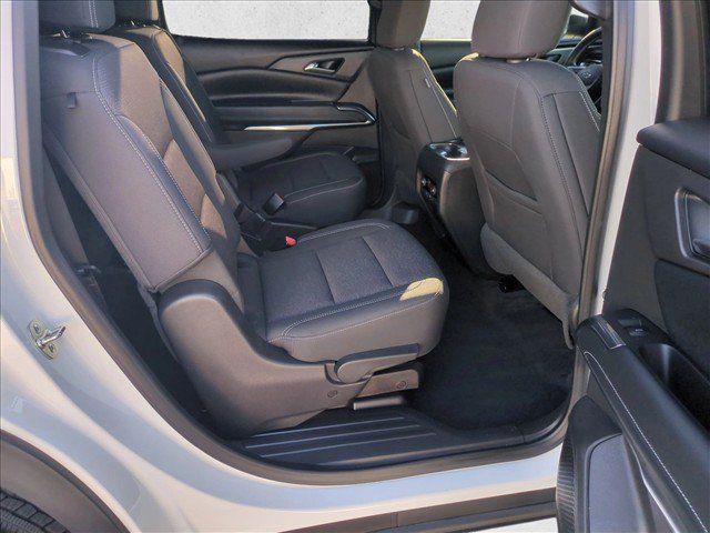 Used 2025 Chevrolet Traverse LT w/ Midnight/Sport Edition FWD image 21