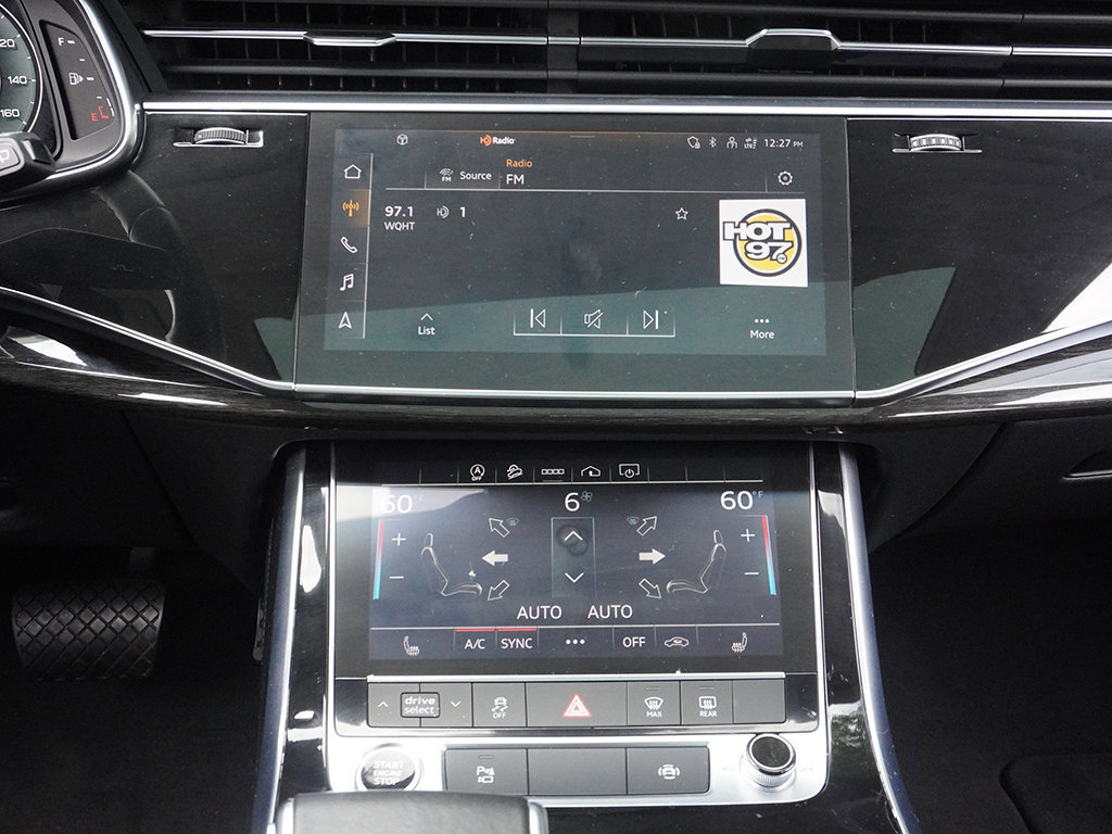 Used 2023 Audi Q7 3.0T Premium Plus AWD/4WD image 58