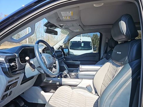 Used 2023 Ford F150 Limited image 15