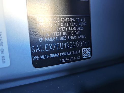 Used 2024 Land Rover Defender 110 X image 26