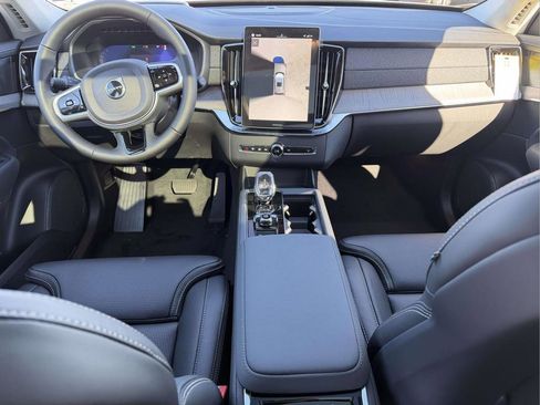 New 2026 Volvo XC90 B6 Ultra w/ Protection Package AWD/4WD image 2