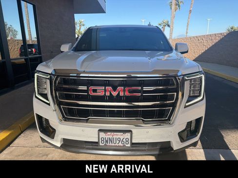 Used 2021 GMC Yukon SLT w/ Rear Media and Nav Package RWD image 2