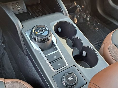 New 2025 Ford Bronco Sport Outer Banks w/ Outer Banks Tech Package+ image 11