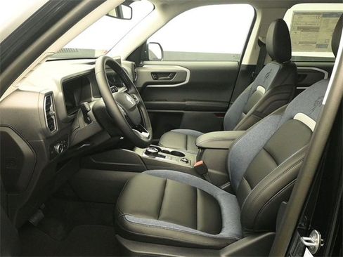 New 2025 Ford Bronco Sport Outer Banks image 13