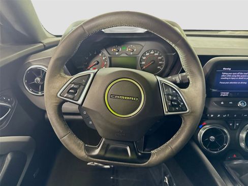 Used 2021 Chevrolet Camaro LT w/ 1LE Track Performance Package RWD image 10