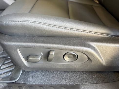 Used 2026 Chevrolet Colorado Trail Boss AWD/4WD image 14