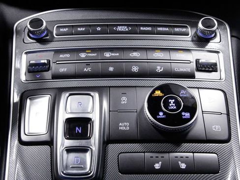 Used 2023 Hyundai Santa Fe SEL image 28