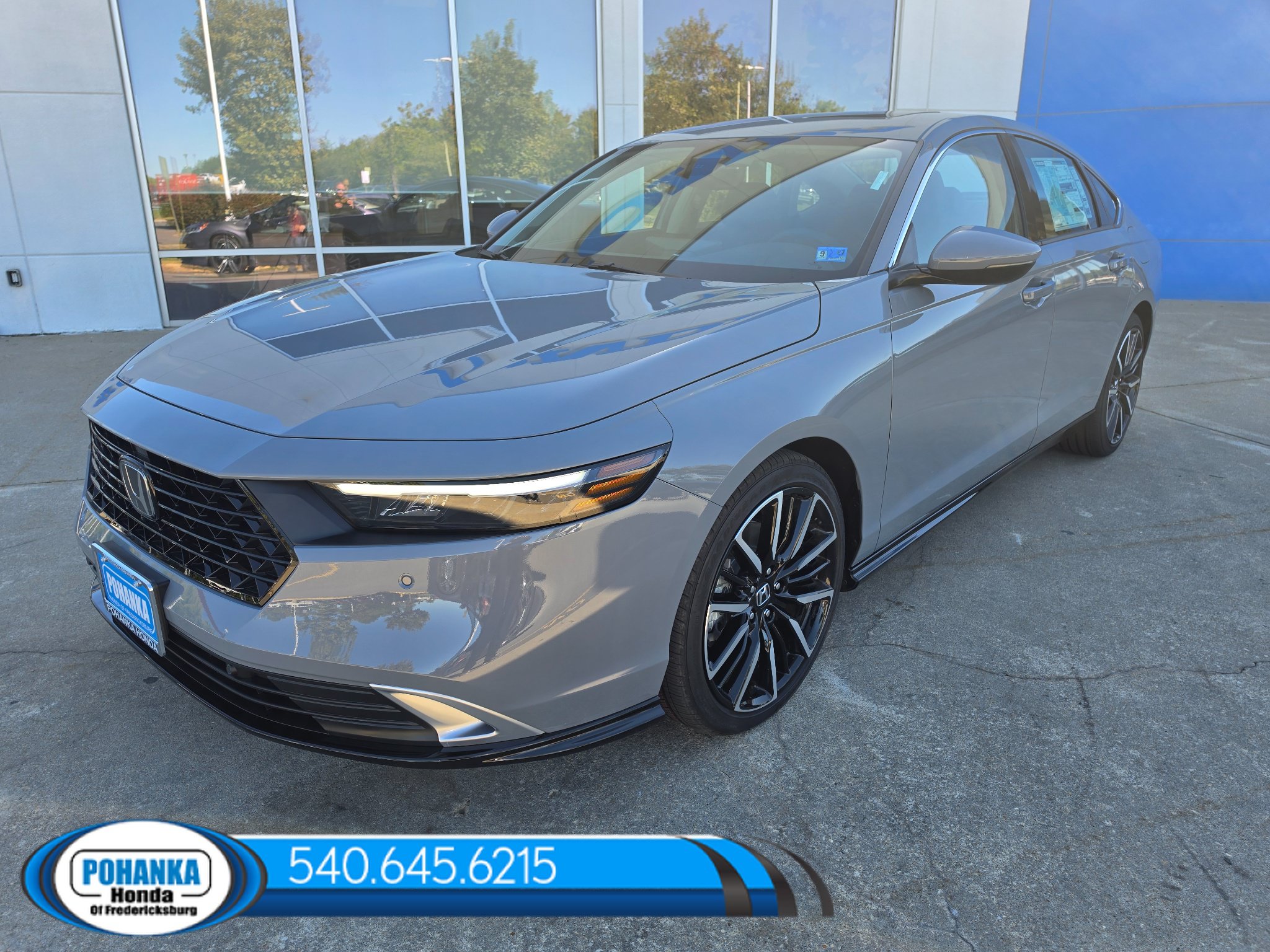 New 2026 Honda Accord Hybrid Touring image 2