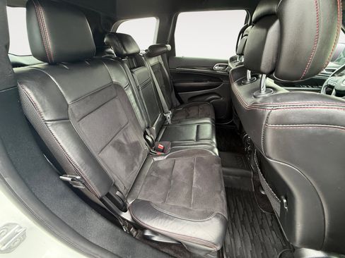 Used 2018 Jeep Grand Cherokee Trailhawk image 18