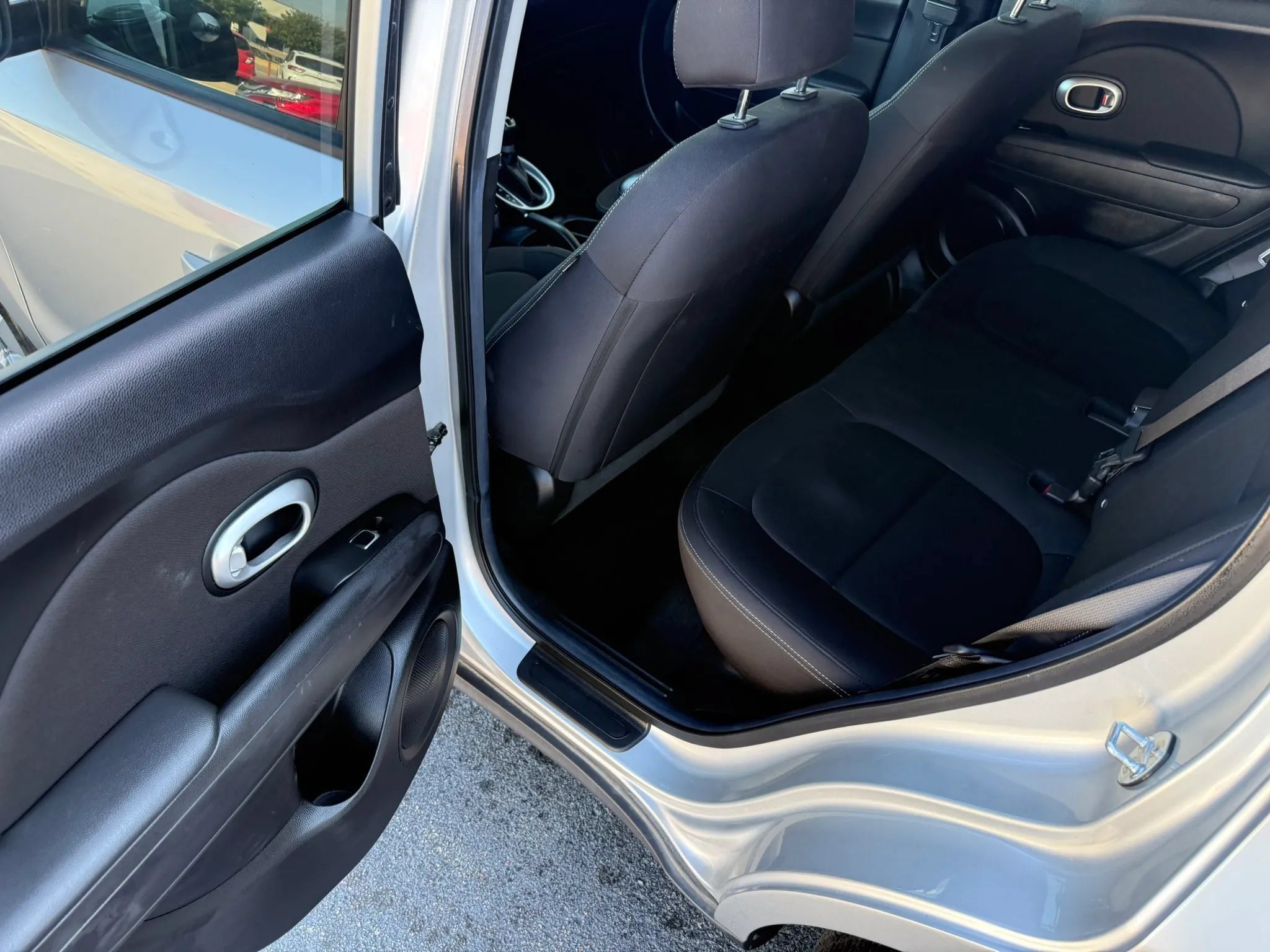 Used 2019 Kia Soul FWD image 16