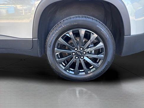 Used 2023 Chevrolet Traverse RS AWD/4WD image 7