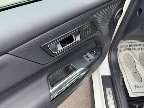 New 2025 Ford Mustang Premium image 31