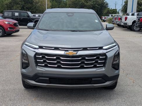 Used 2026 Chevrolet Equinox LT FWD image 8