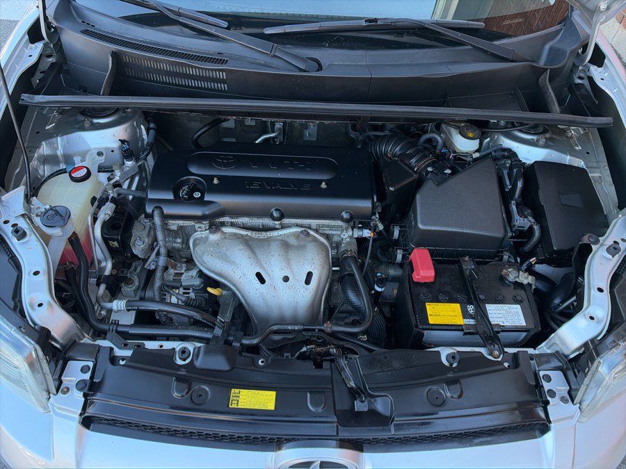 Used 2014 Scion xB FWD image 25