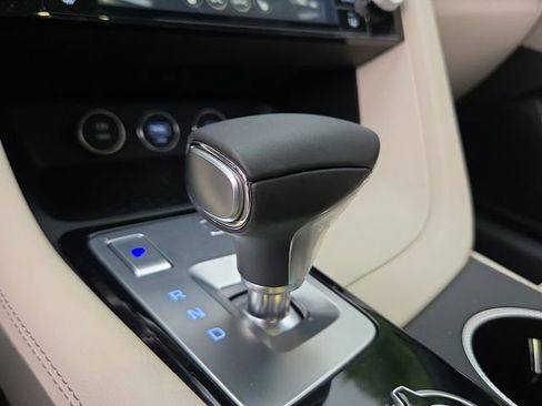 Used 2026 Genesis G70 2.5T RWD image 20
