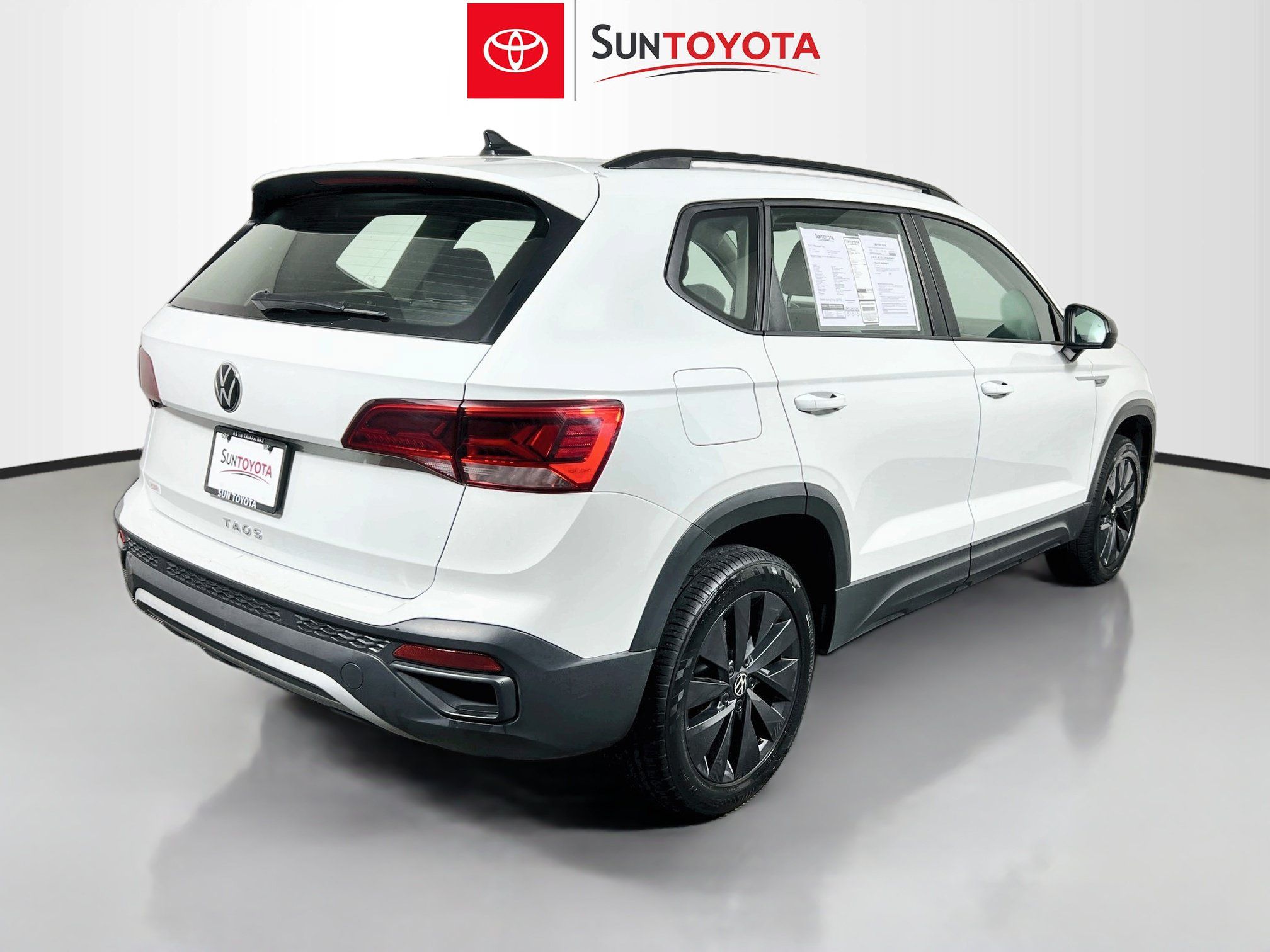Used 2024 Volkswagen Taos S FWD image 4