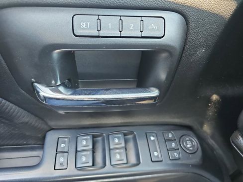 Used 2018 GMC Sierra 1500 SLT w/ All Terrain Package AWD/4WD image 13