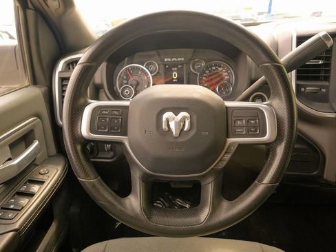 Used 2022 RAM 3500 Big Horn image 32