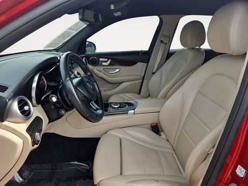 Used 2018 Mercedes-Benz GLC 300 image 9