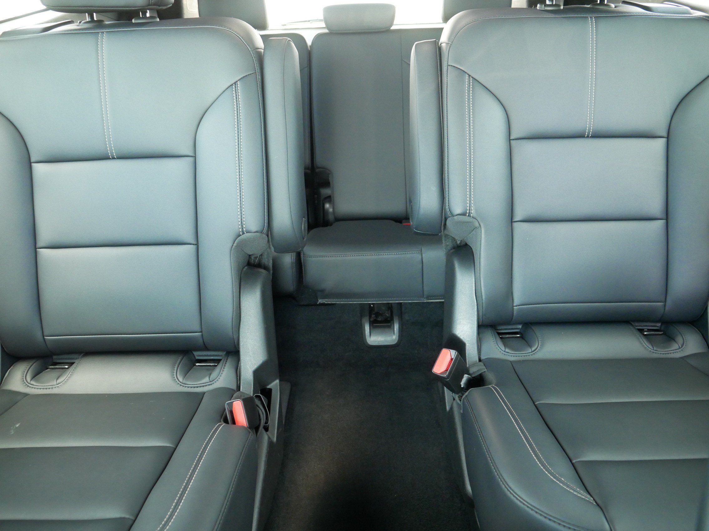 Used 2024 GMC Acadia Elevation AWD/4WD image 13