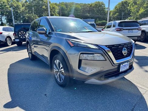 Used 2021 Nissan Rogue SV AWD/4WD image 8