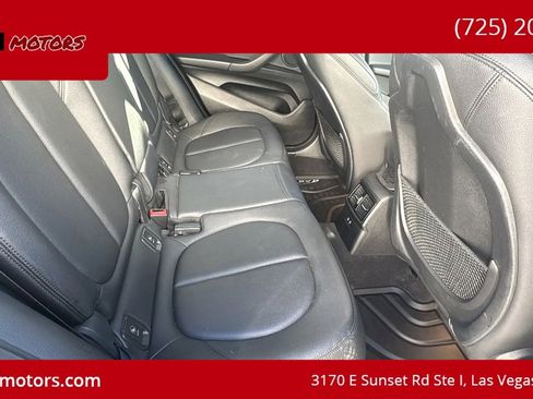 Used 2022 BMW X2 sDrive28i w/ Convenience Package FWD image 11