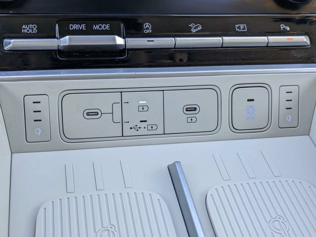 Used 2025 Hyundai Santa Fe Calligraphy FWD image 32