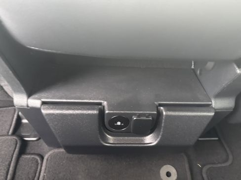 Used 2024 Ford F350 Lariat w/ Camper Package image 14