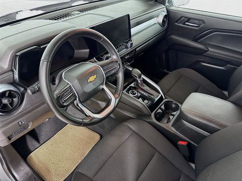 Used 2023 Chevrolet Colorado LT w/ LT Convenience Package II image 11