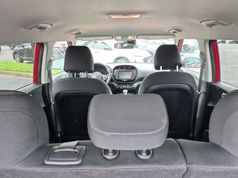 Used 2021 Kia Soul S FWD image 16