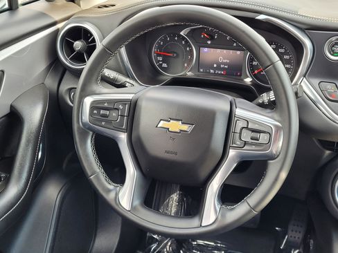 Used 2023 Chevrolet Blazer LT FWD image 12