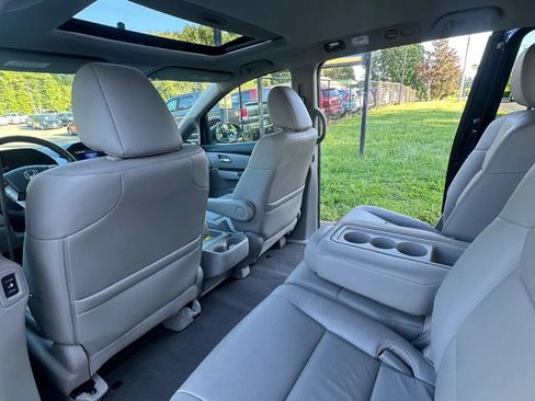Used 2014 Honda Odyssey EX-L image 30