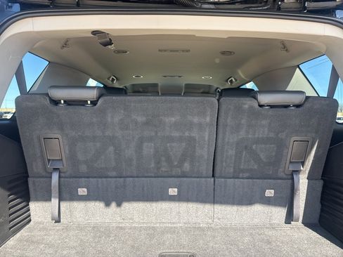 Used 2018 Chevrolet Tahoe LT image 25