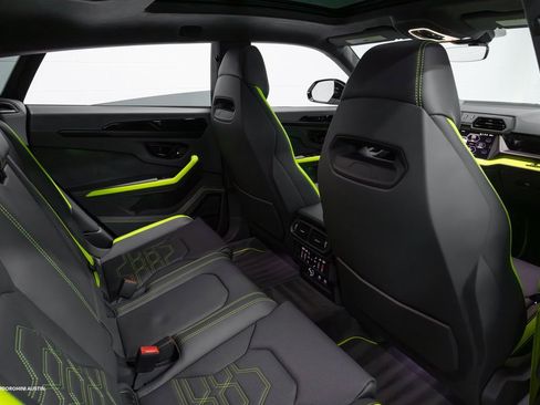 New 2025 Lamborghini Urus SE image 47