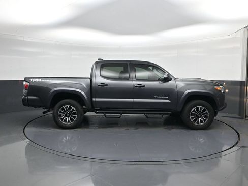 Used 2020 Toyota Tacoma TRD Sport RWD image 11