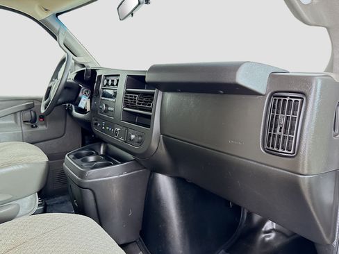Used 2021 Chevrolet Express 3500 w/ Power Convenience Package RWD image 25