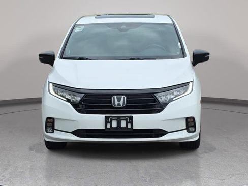 Used 2024 Honda Odyssey Sport image 2