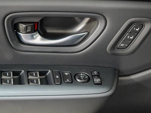 New 2025 Honda Pilot TrailSport image 21