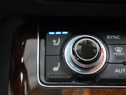 Used 2014 Audi A8 3.0T image 23