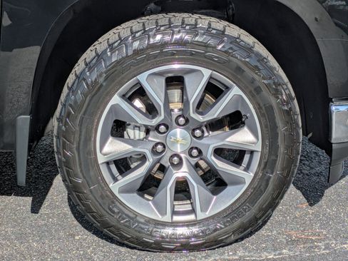 Used 2021 Chevrolet Silverado 1500 LT w/ All Star Edition Plus AWD/4WD image 8