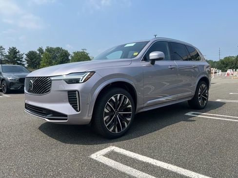 New 2026 Volvo XC90 B6 Plus w/ Protection Package Premier AWD/4WD image 3