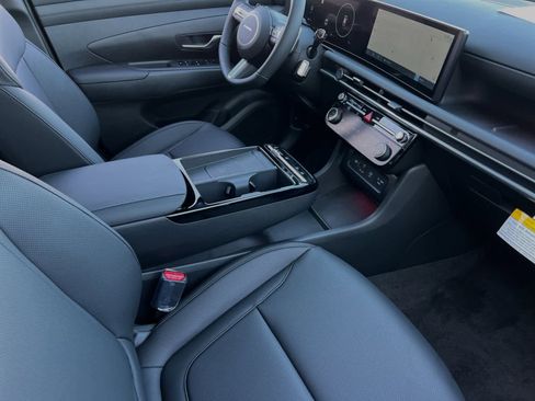 New 2025 Hyundai Tucson SEL image 16