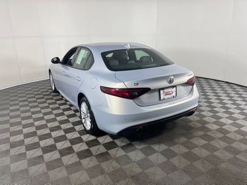 Used 2022 Alfa Romeo Giulia Sprint AWD/4WD image 5