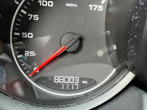 Used 2014 Porsche Cayenne S image 36